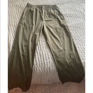 Outdoor Voices Scrimmage pants Size M